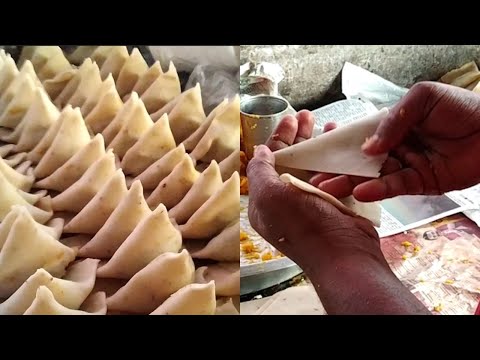 This Man Folds SAMOSA Like a PRO !! | FAST!!! | Indian Street Food Gulp