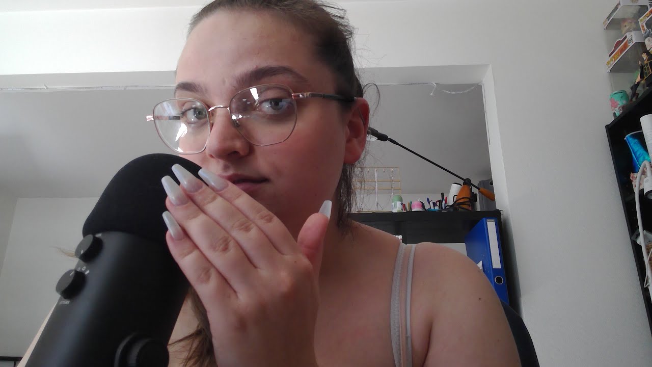 ~ PREMIÈRE VIDÉO ASMR~ ✨CES TRIGGERS TE FERONS FRISSONER✨