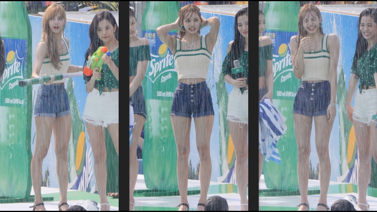 180721 블랙핑크 (BLACKPINK) 물총배틀타임 4명 vs 200명(FOREVER YOUNG)[리사] LISA 직캠 Fancam (워터밤 페스티벌) by Mera