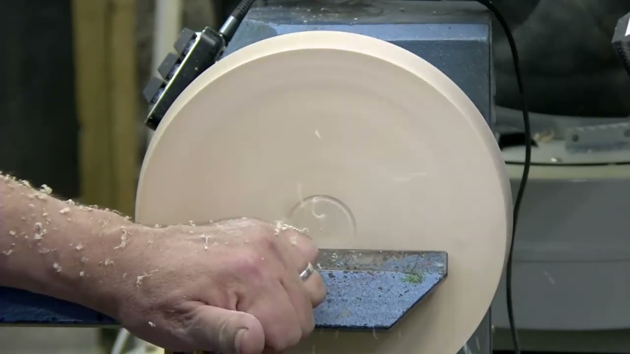 Woodturning - Turn an ogee shaped bowl with a decorative rim