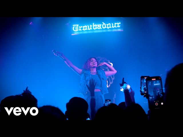 Tori Kelly - shelter (Live From the Troubadour) class=
