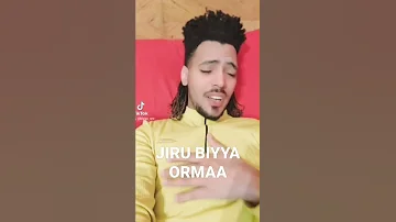 Jiruu Biyya Ormaa Shorts 