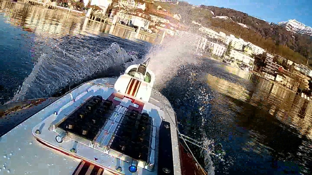 ⁣Mit 124 km/h über den Vierwaldstättersee