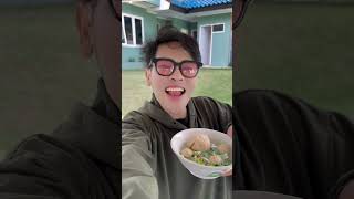 Makan Bakso lukmannurjaa Yang Gerobakan Emang Ada  fyp shorts youtube
