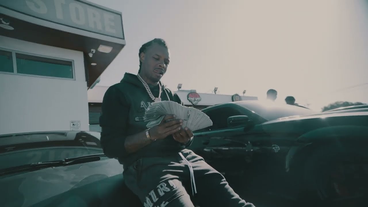 Darri - The Turntest [Official Video] - YouTube