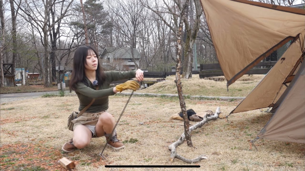 美女のミニスカパンチラ