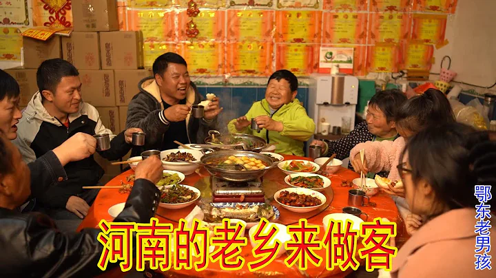 河南的老乡来家里做客，老男孩下厨做几道菜，招呼一下远方的朋友 - 天天要闻