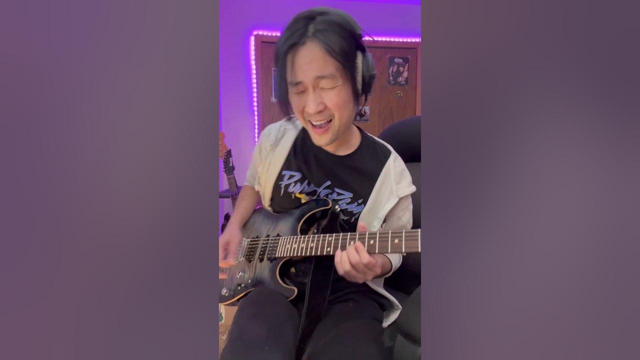Prince - Little Red Corvette solo [Bang Do] I love how he emphasized beat 3