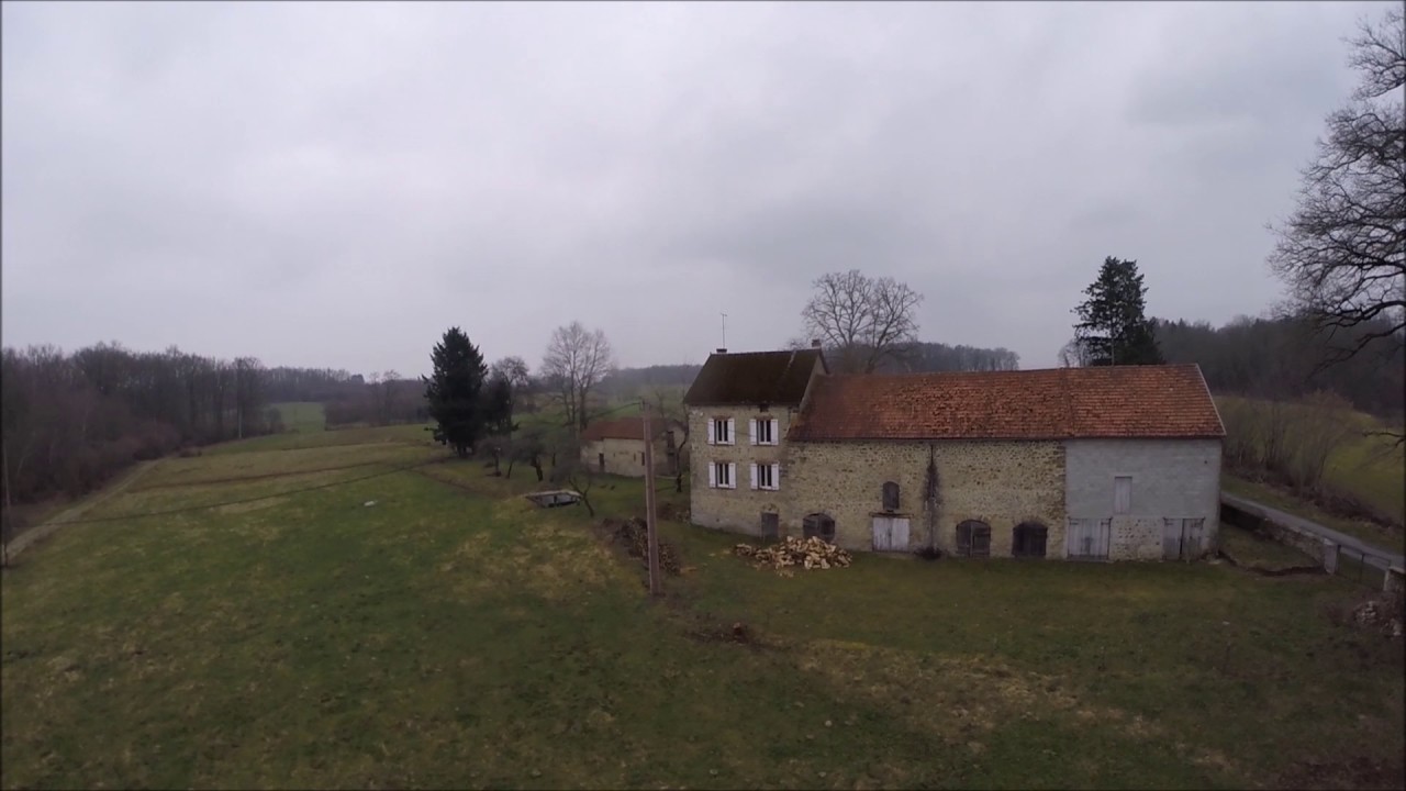 Ma maison vue du ciel - YouTube