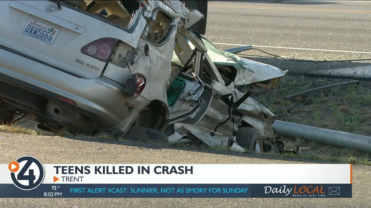 Two teens killed in Trent Avenue crash early Tuesday morning