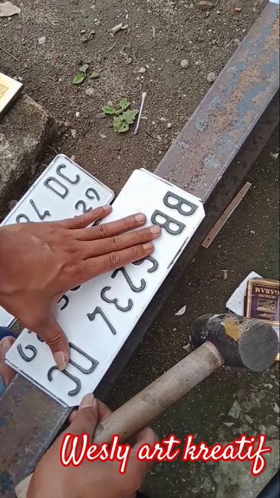 Ternyata mudah banget lipat sendiri plat nomor....baut tanam.#modifikasi