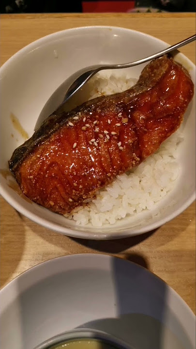 Kereta Api Sushi