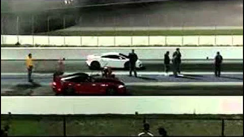 Dodge Viper ACR vs. Lamborghini LP560-4 Drag Race 2012