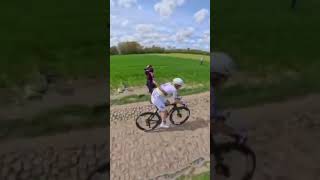 Confusion at Sars-et-Rosières at Paris Roubaix 2026