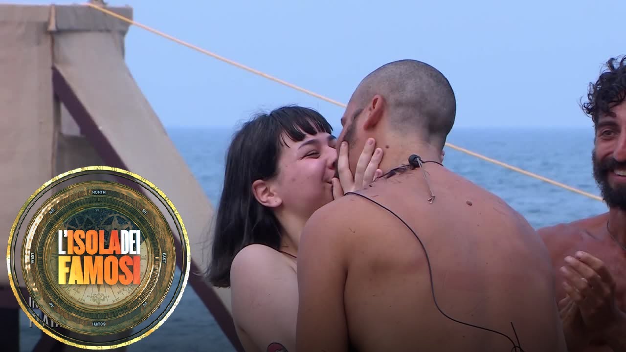 L'Isola dei Famosi - Edoardo Franco affronta un duro sacrificio