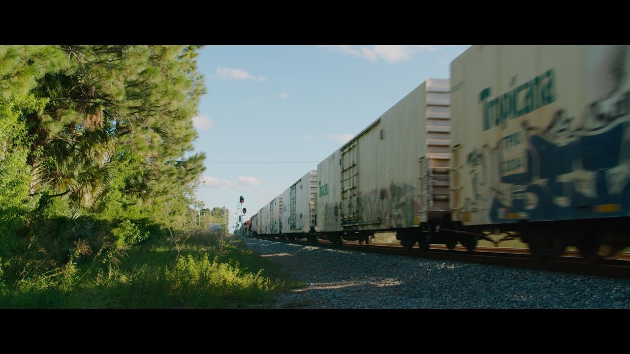 BMPCC4K Cinematic Train Footage - ARRI Alexa Look - IRIX T1.5 30MM Cine