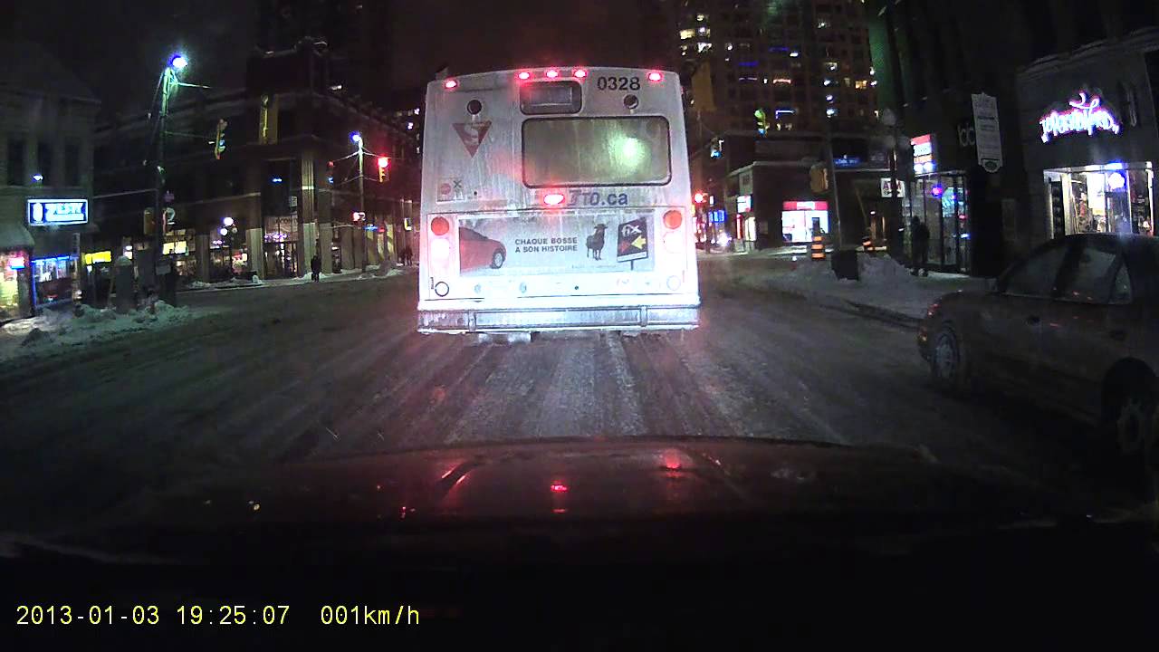 STO Bus Going Through Red Light in Ottawa YouTube