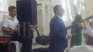 Elxan Osmanli Ay Eyvandaki