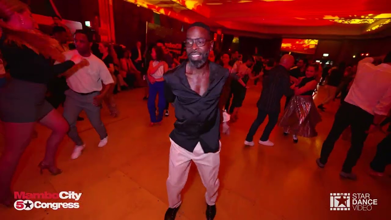 Leon Rose & Anna Villa - social dancing @ Mambo City 5Stars Congress