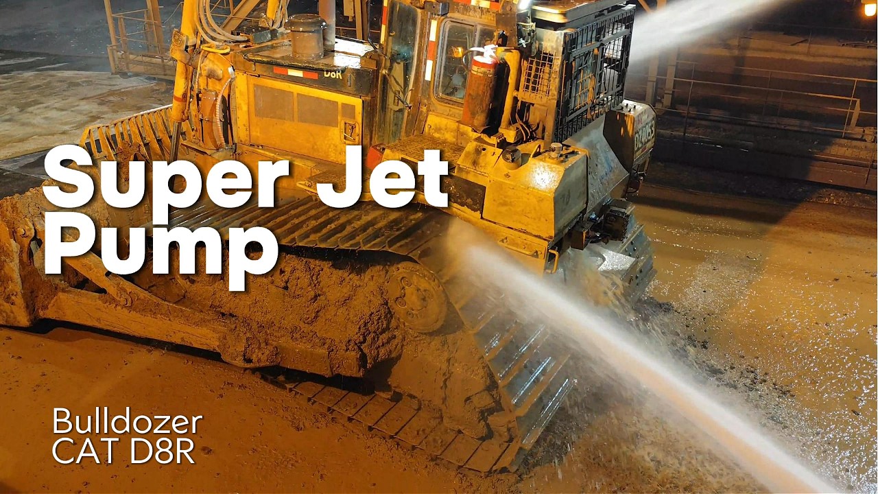 Исключительное давление. Мойка тяжелой техники Бульдозер CAT D8R