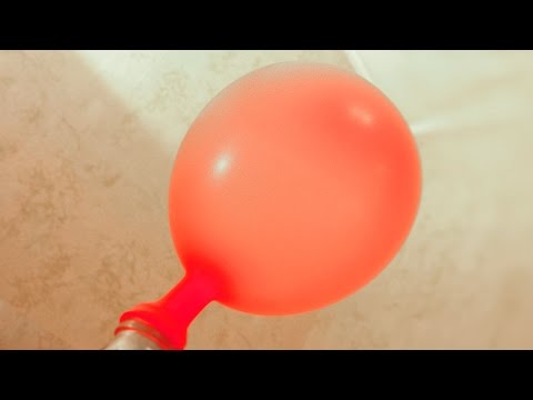 Video: Si Të Fryni Balonat Me Fletë Metalike
