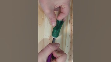 Loop green thread cutting #asmr #visuallysatisfying #threadcutting #oddlysatisfying #asmrsounds