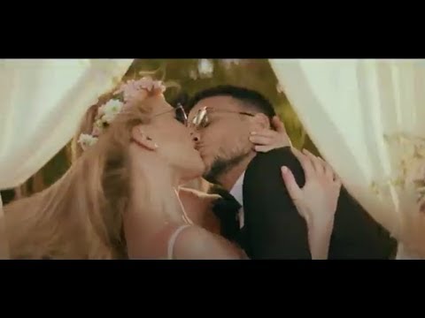 אסי עזר ובר רפאלי מתנשקים בלהט ומתחתנים 