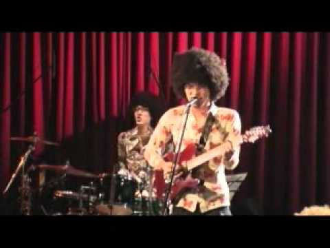 ダンディー・ダンディー・ダンスィング鶴