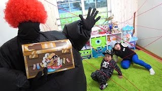 スパイごっこ レーザートラップ 宝を奪い返せ！ こうくんねみちゃん Spy Kid Laser Trap