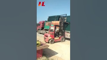 Guide to unloading barbed cargo: Tips for separating guardrail nets from barbed wire