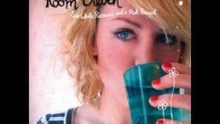 Video thumbnail of "Room Eleven - Flavour"