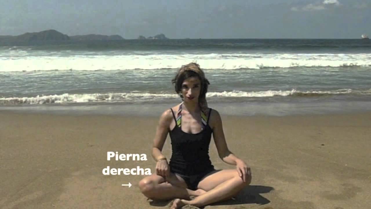 Cómo sentarse y levantarse del piso - Movimiento Inteligente TV con Lea Kaufman sentarse a la mesa