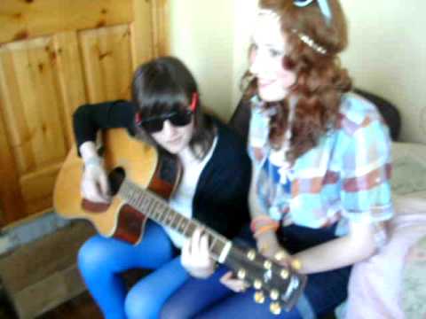 Zoe Rogers and Lauren Crilly Haliluja acoustic