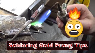 How to solder gold prong tips. Gold soldering prong tips on a diamond. Jewelry ring repair 2019
