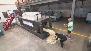 Industrial-grade wood shaving machine—suitable for pet bedding, particleboard, and biomass fuel.