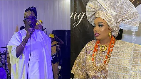 ADEWALE AYUBA LIVE PERFORMANCE AT UK BASED FILMMAKER WUMI OLABIMTAN DAD BURIAL IN IBADAN