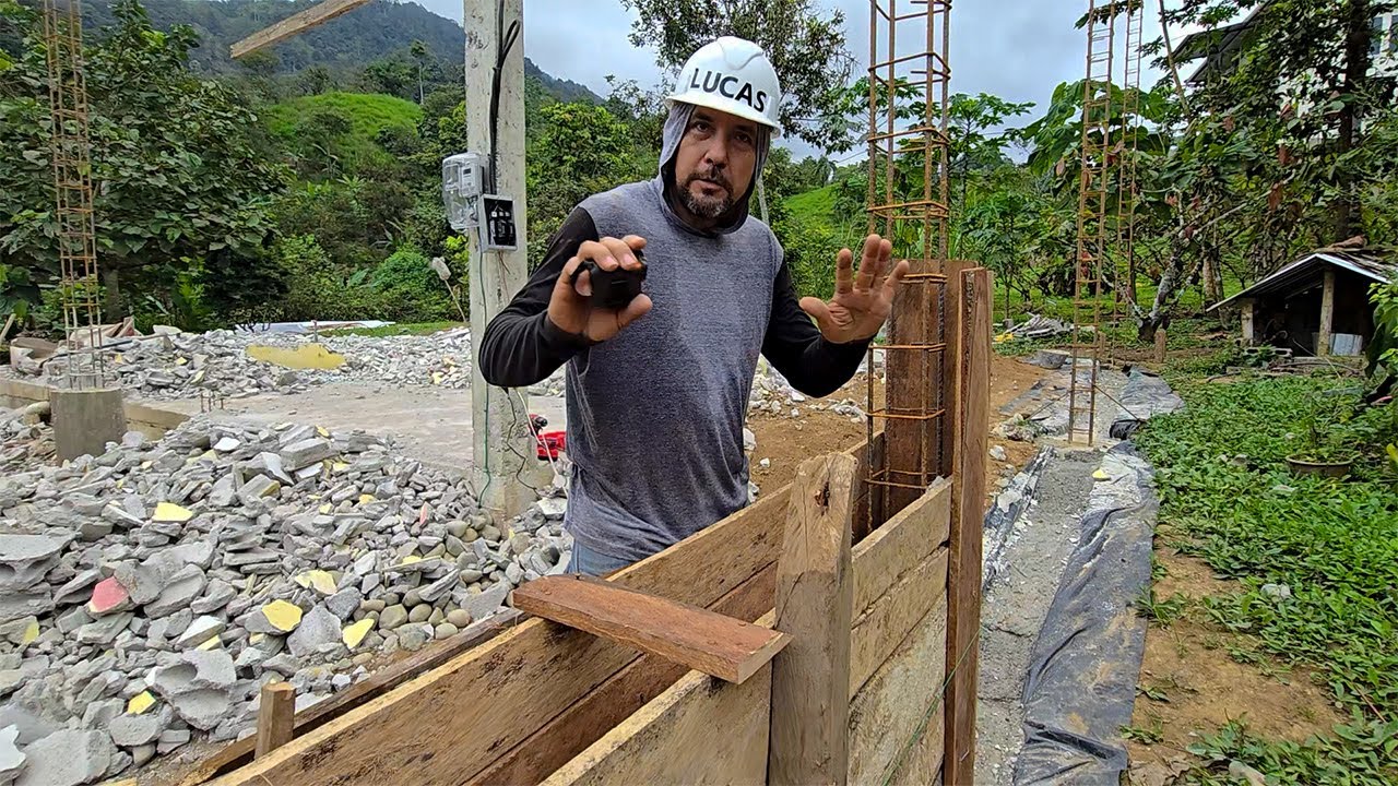 Encofrado y fundicion de un muro ciclopeo 🧱