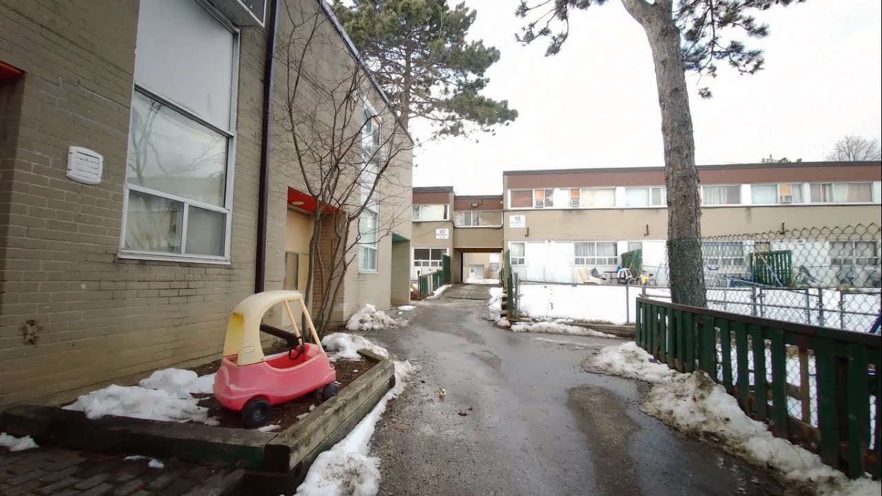 Jane & Finch/Driftwood Avenue Walking Tour Toronto, Ontario, Canada YouTube