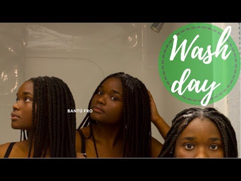 Vidéo: 4 façons de laver les tresses de boîte