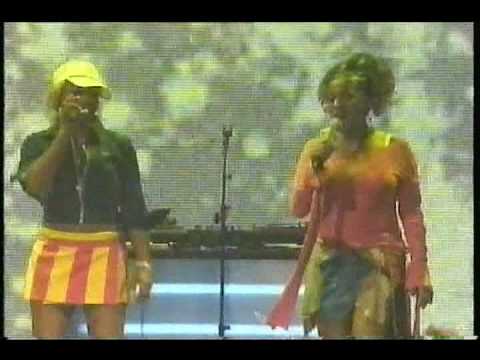 2002 Fashionably Loud - MTV Direct Effect (Years 1987-1991) Street Roots and Hip Hop Fashion Trends