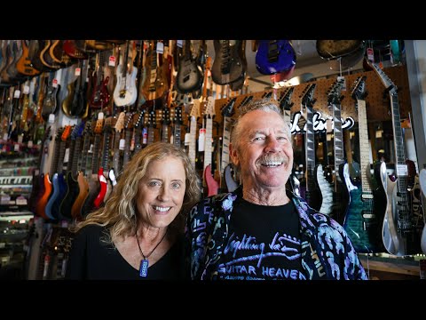 Peek Inside Lightning Joe S Guitar Heaven In Arroyo Grande