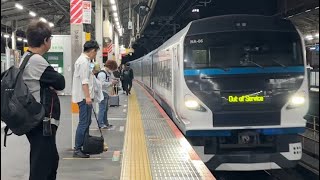 E257系2000番台NA-06編成(東大宮車両センター所属)が回送列車として赤羽駅3番線を通過するシーン！