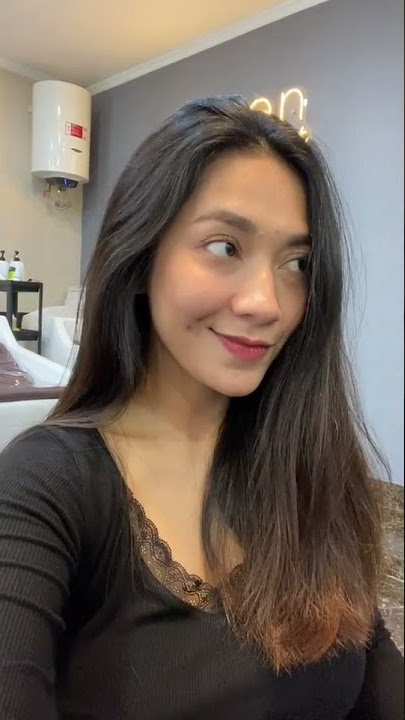 Style rambut Dinda Kirana