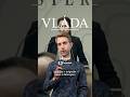 Kultovní seriál Vláda sledujte v originále nebo s dabingem v iVysílání. ▶️ #ivysilani #vlada