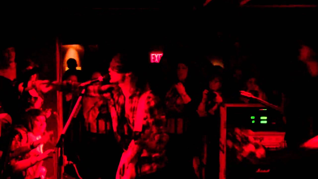 Pierce The Veil - The Sky Under The Sea Live at The Basement