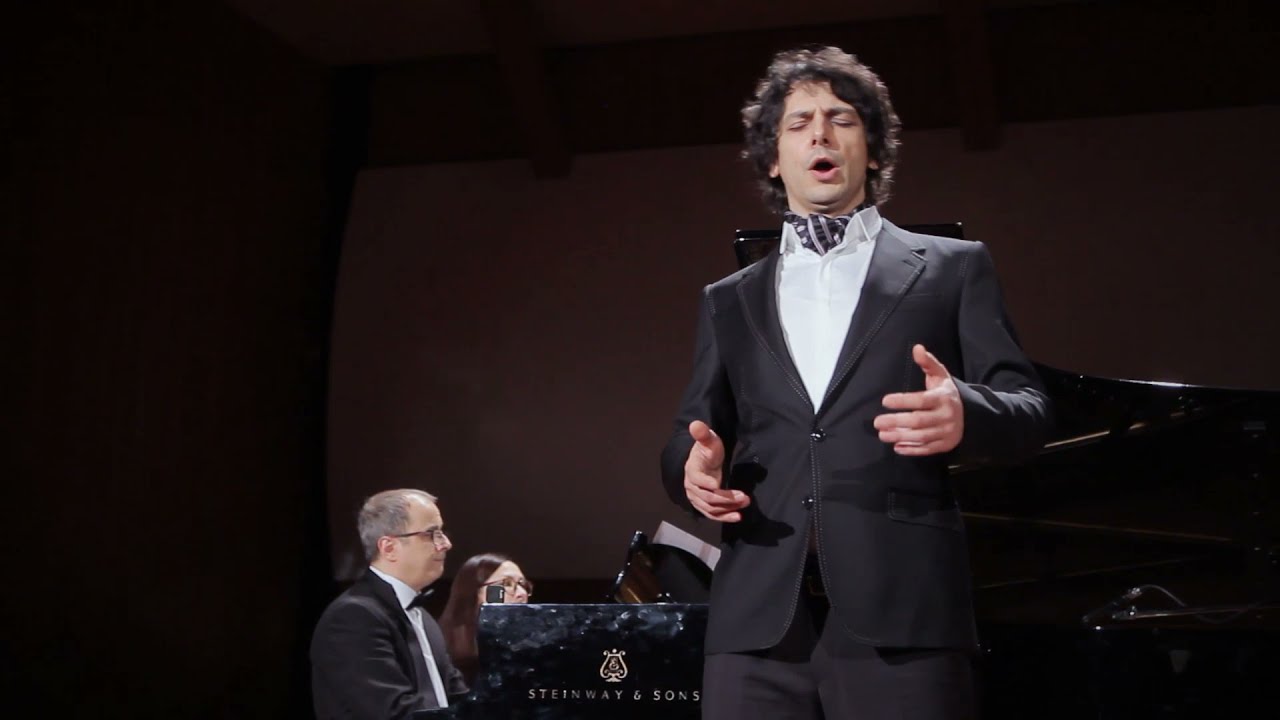 O begli occhi di Fata,sung by  Telman Guzhevsky. A song by Luigi Denza