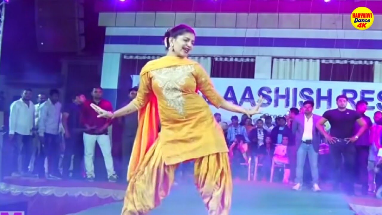 सपना ने ऐसा डांस किया की हर कोई तारीफ करने लगा | Sapna Choudahry Dance | New Sapna Dance |