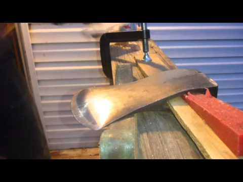 Using Makita 9031 Belt Sander to Sharpen Axe