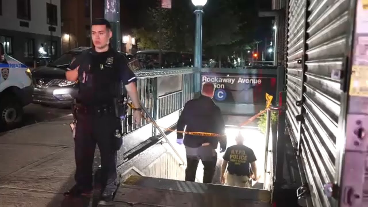 47-year-old man fatally shot in Brooklyn subway station - YouTube