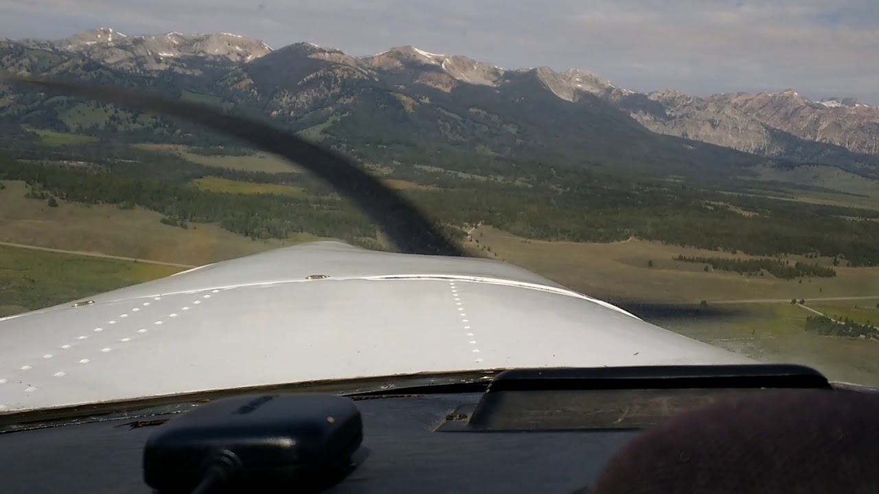 Smiley Creek landing PA32, N3824W YouTube